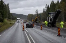 Redaktionell illustration till Vägarbete på väg 27 mellan Voxtorp och Bor